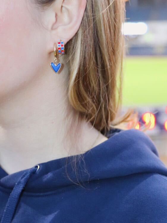 Blue Stone Sweetheart Huggies