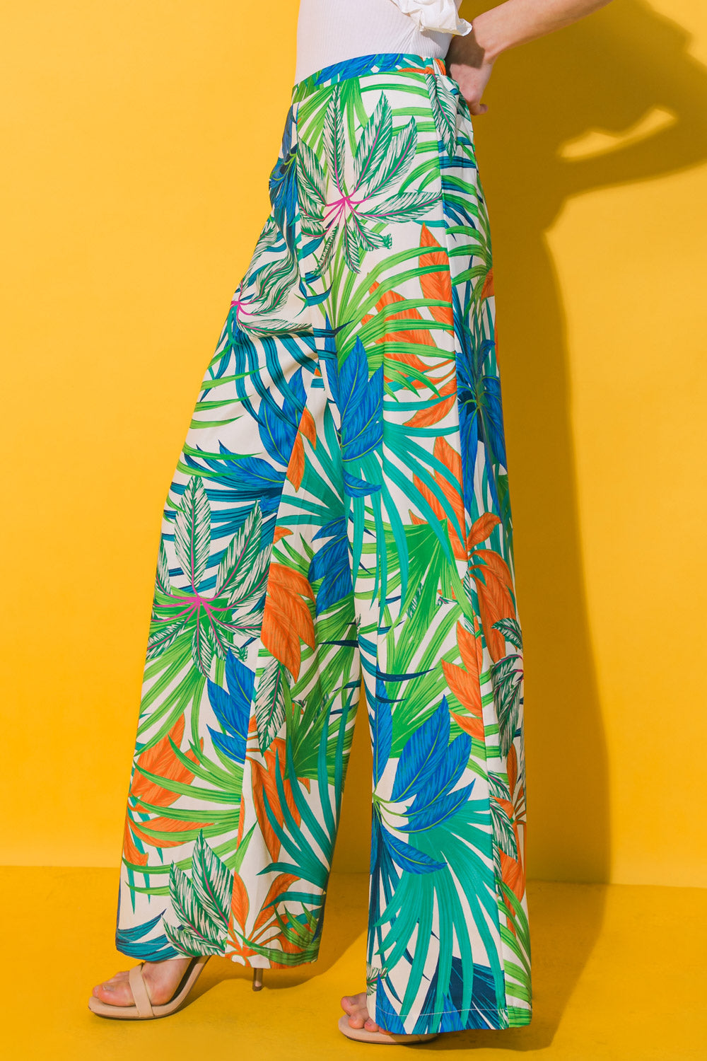 Pretty On Point Woven Pants