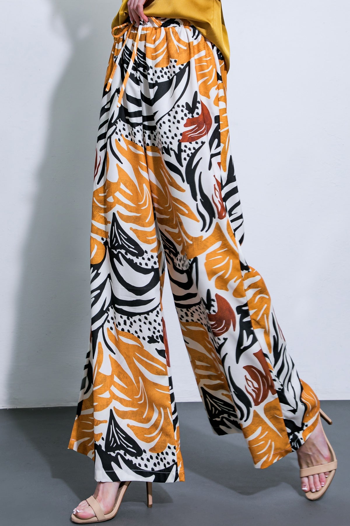 Where The Wind Woven Midi Pants