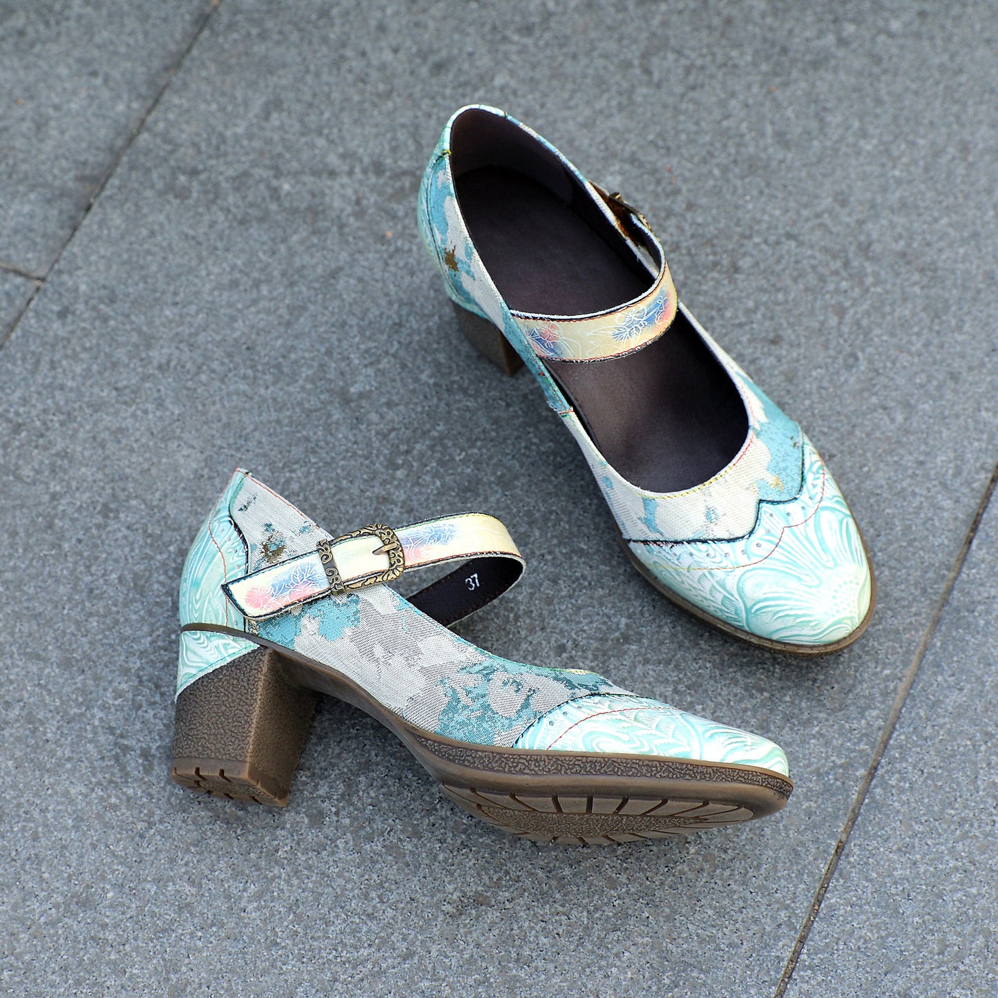 Vintage Leather Buckle Light Blue Pumps