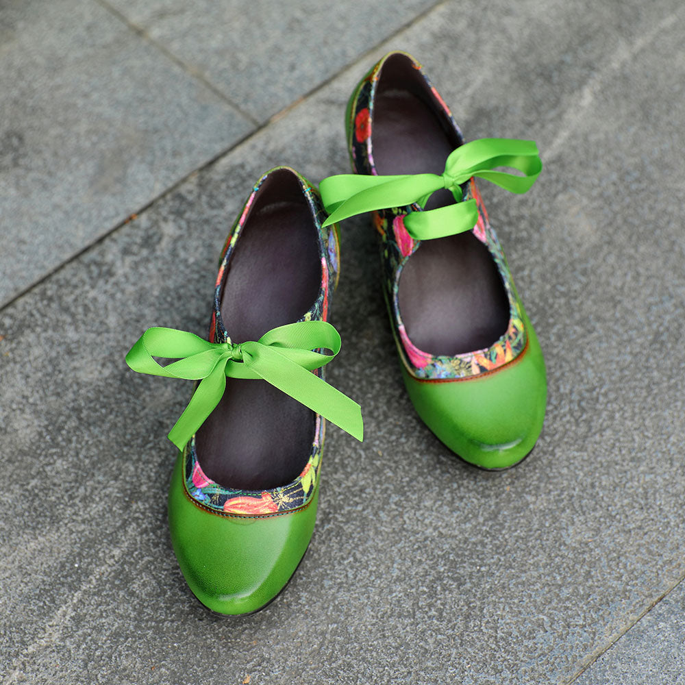 Handmade Vintage Inspired Mary Jane Pumps