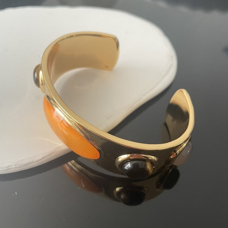 Retro Natural Stone Gold Cuff Bracelet