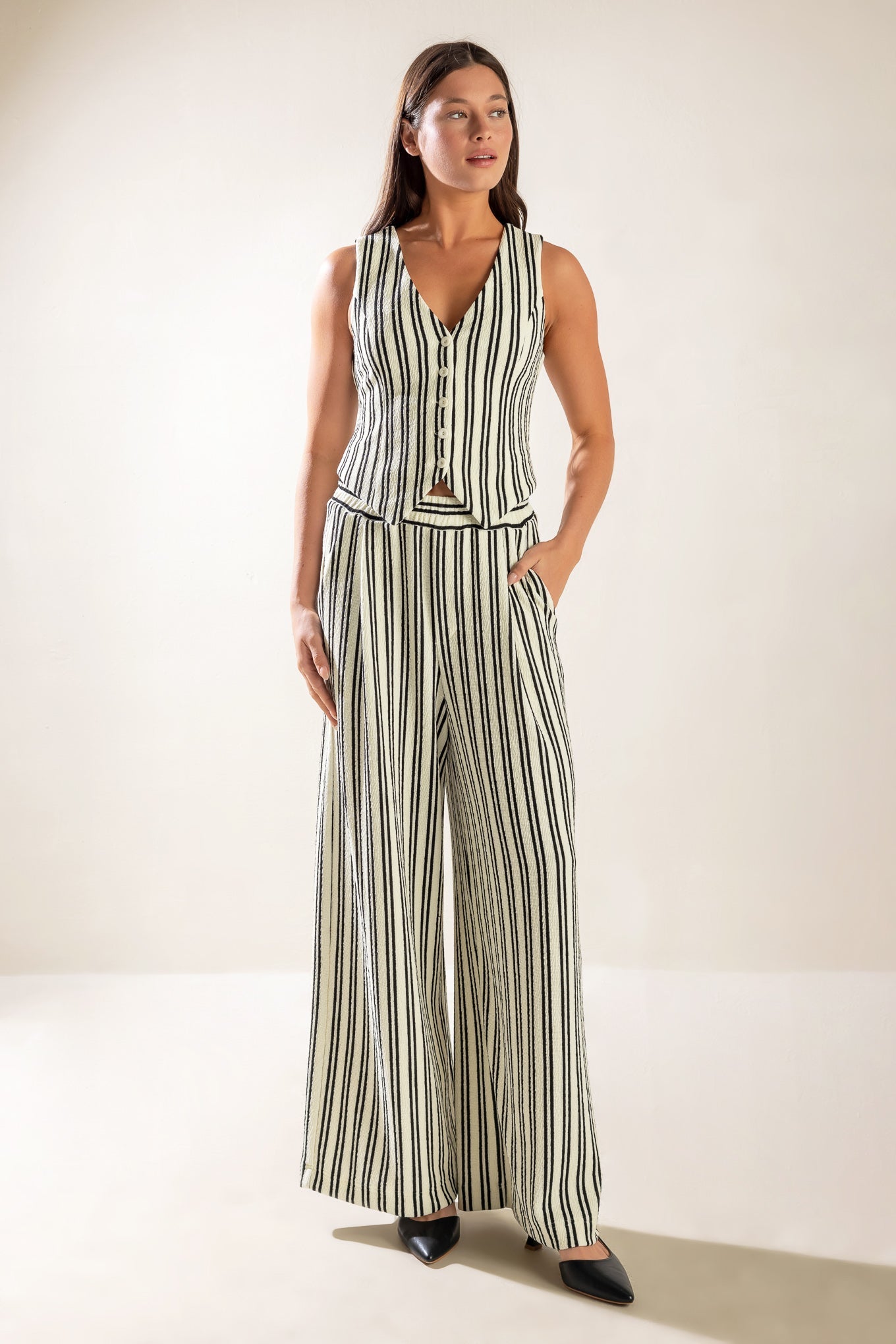 In The Quiet Shade Woven Pants