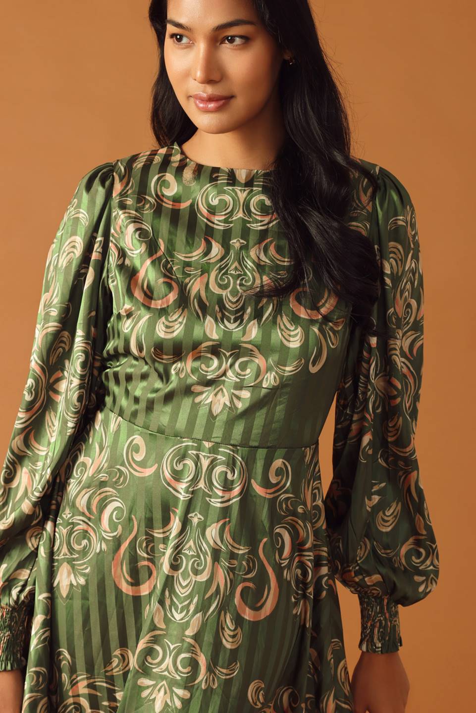 Moments Of Clarity Woven Midi Dress
