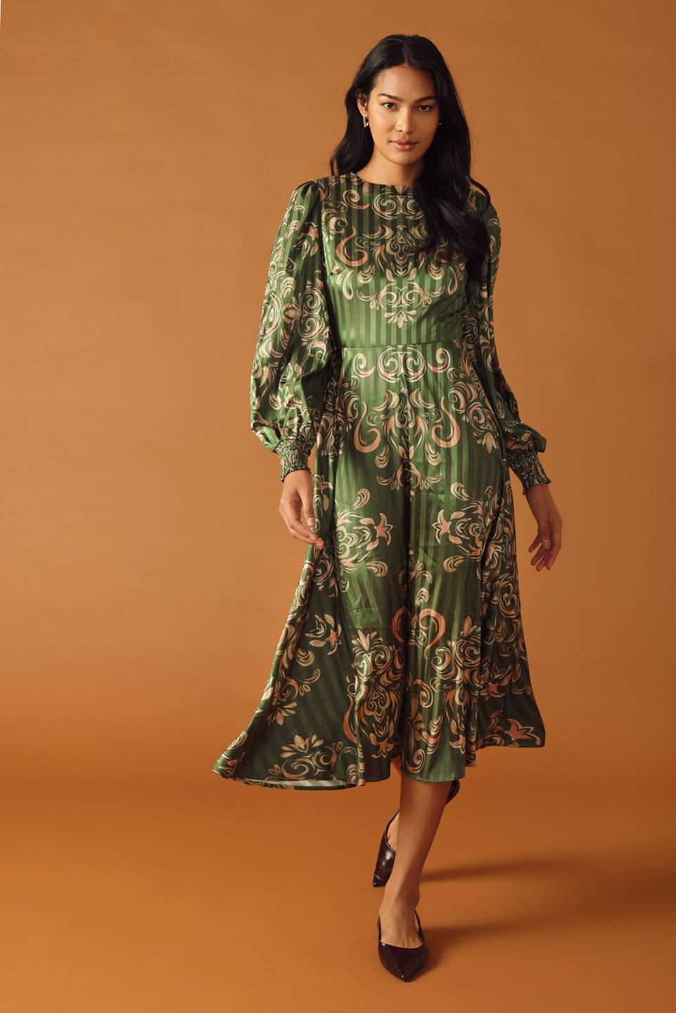 Moments Of Clarity Woven Midi Dress