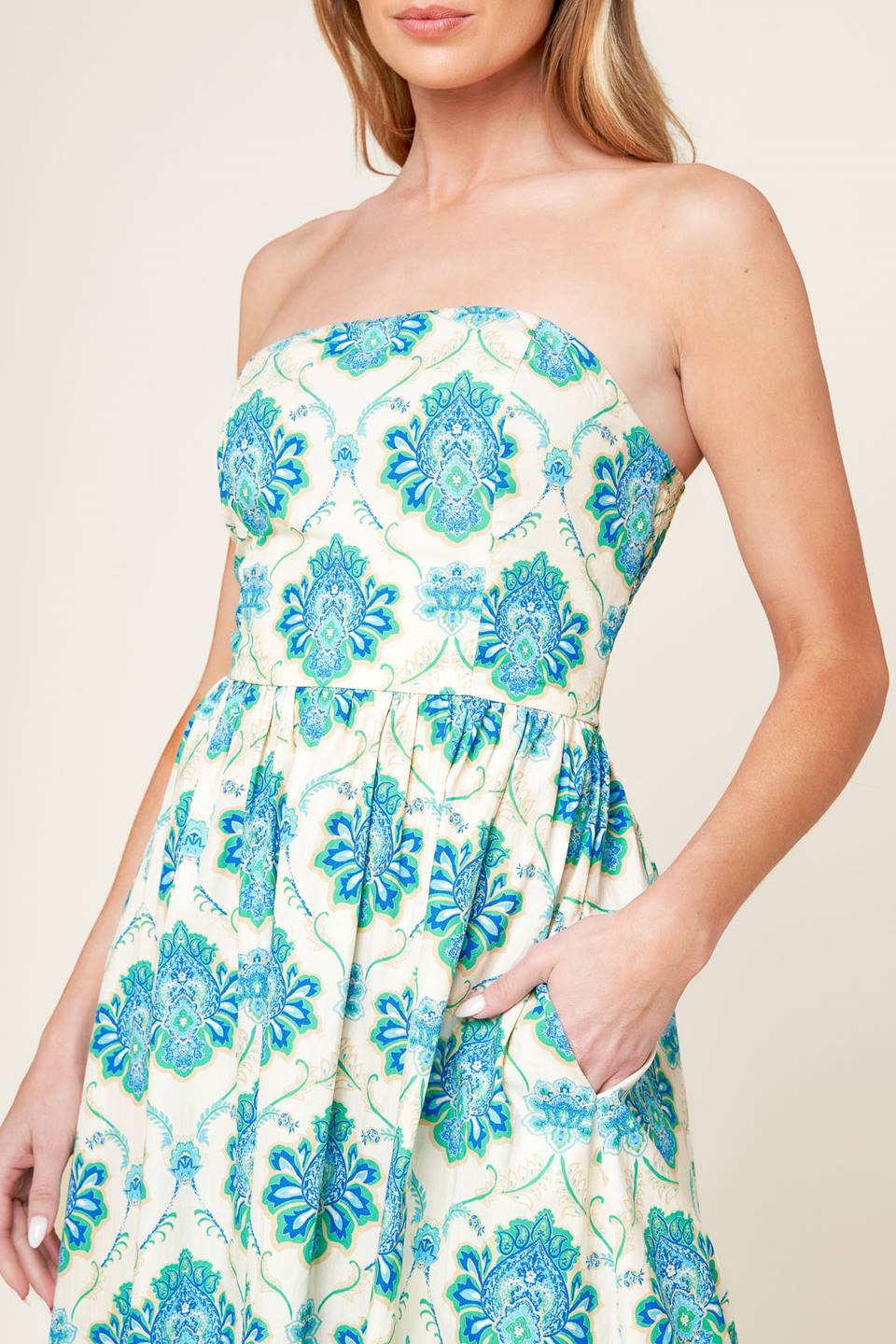 Thriving Poise Midi Dress