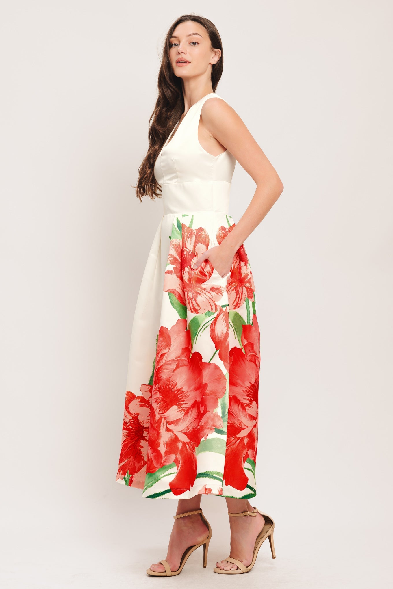 Romance Edit Woven Midi Dress