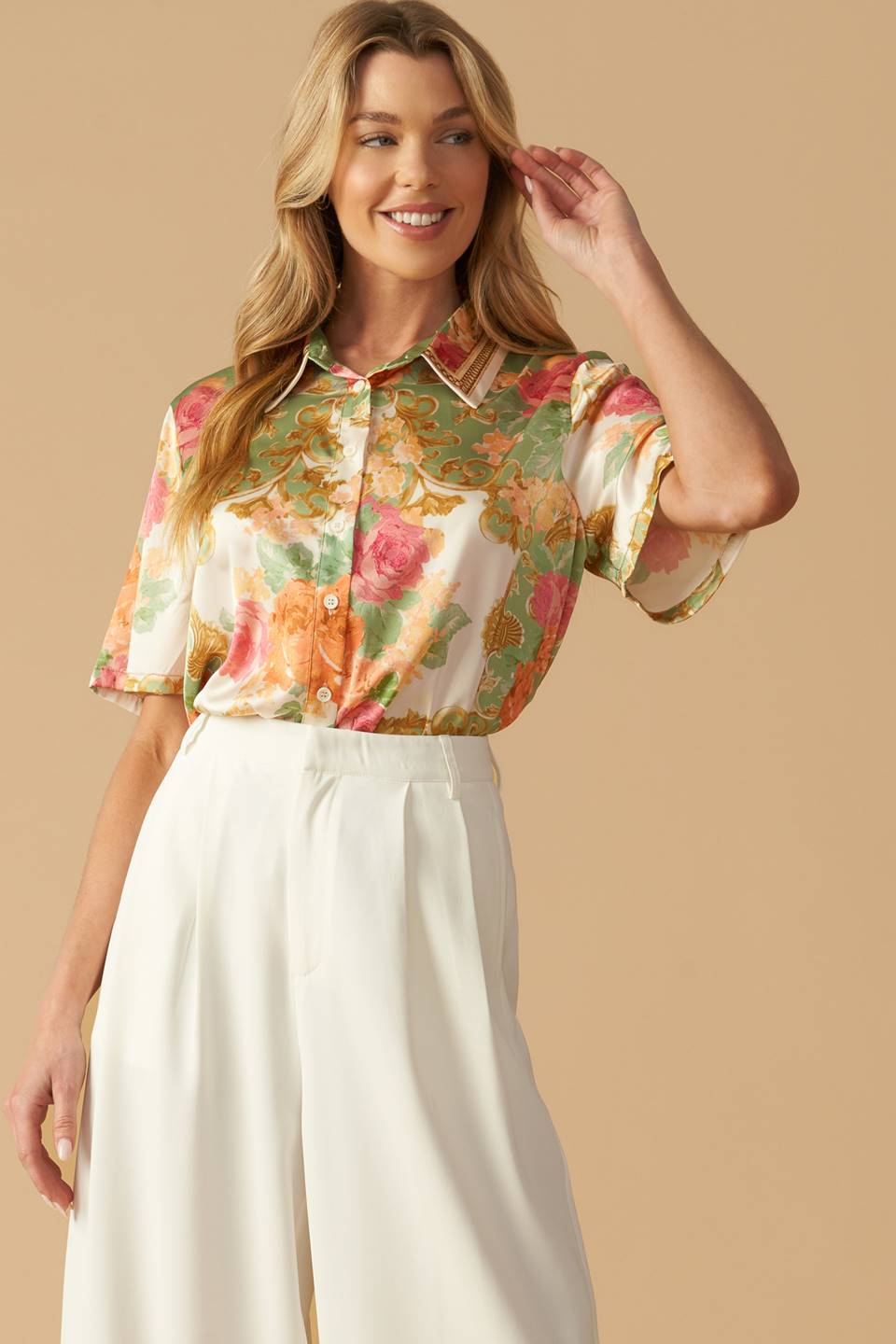 All Eyes On Me Button Top