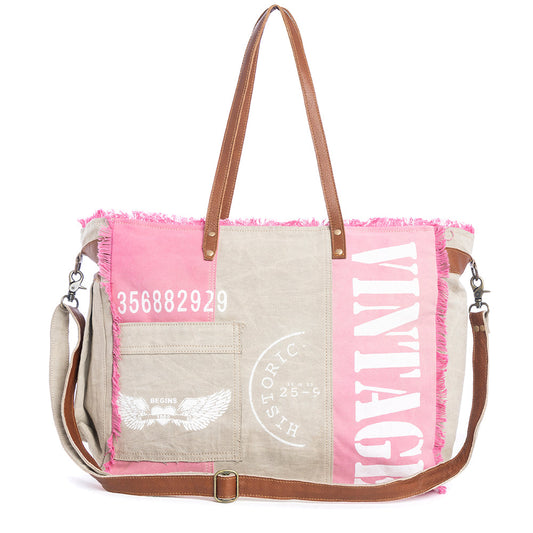 Weekender Bag in Pink