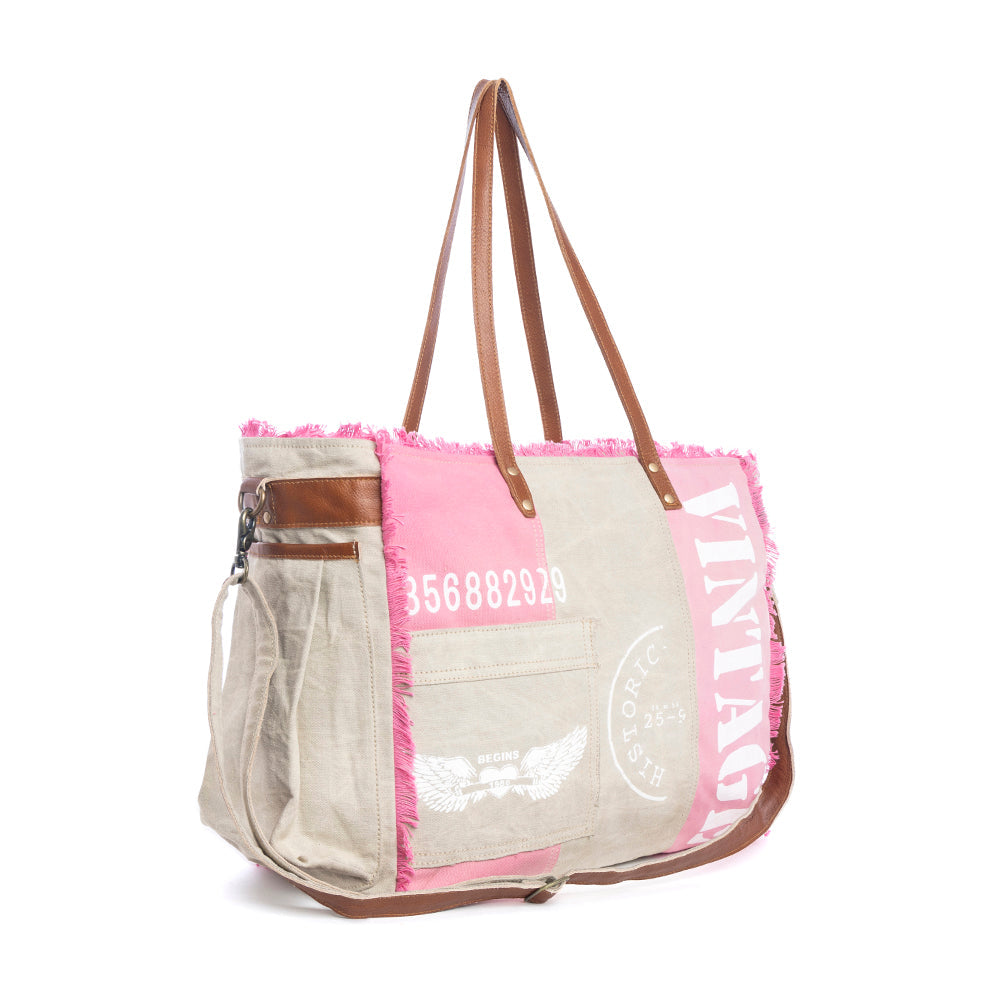 Weekender Bag in Pink