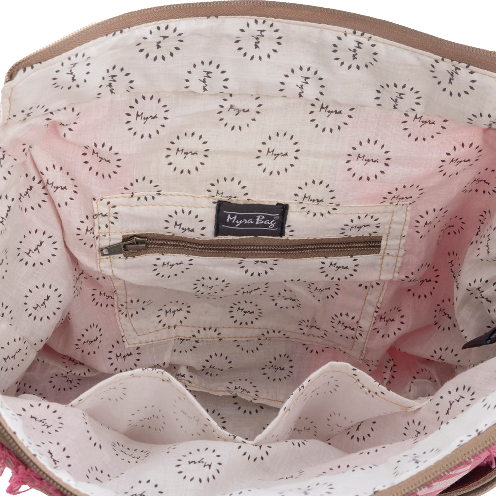Crossbody Bag in Pink