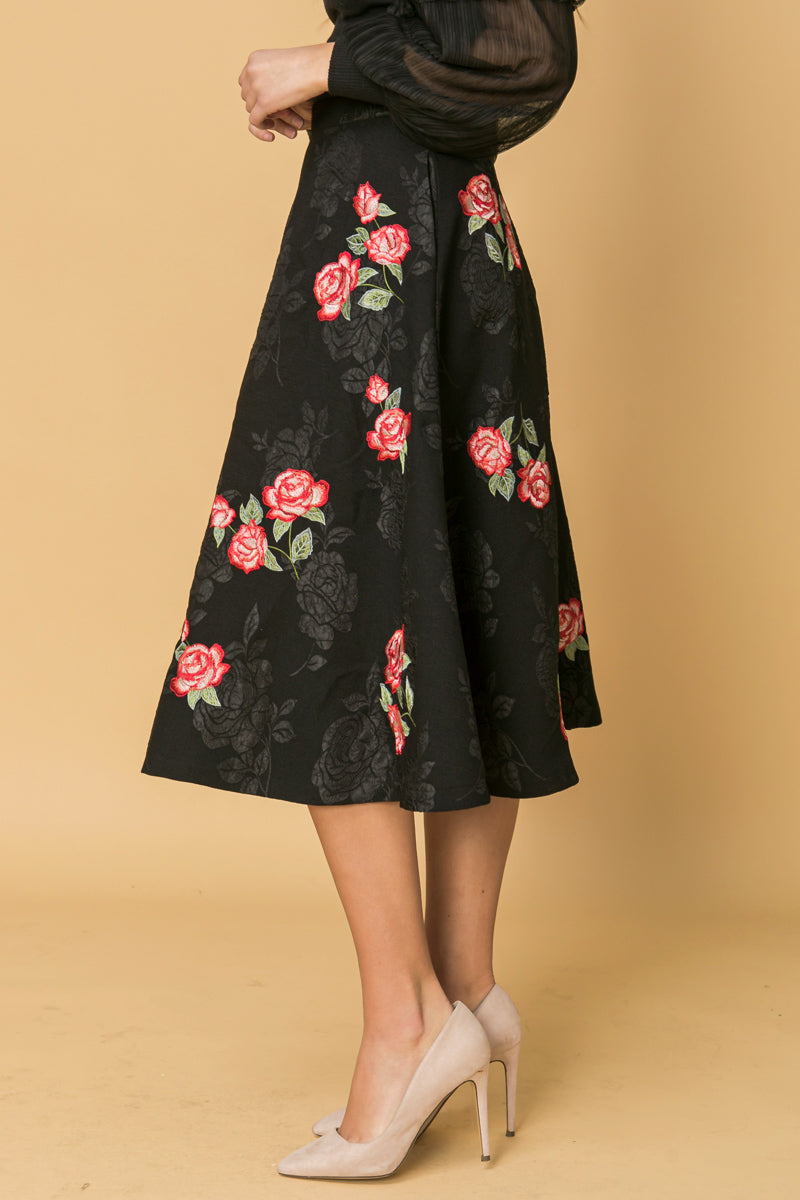 Rose Embroidery Midi Skirt